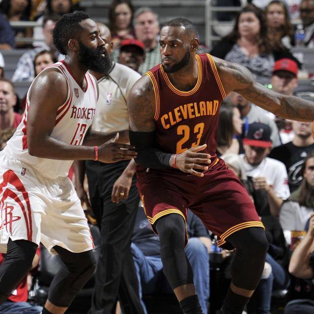 莫雷托：那不勒斯想在冬窗从罗马引进洛伦佐-佩莱格里尼（莫雷托：那不勒斯有意在冬窗从罗马签下洛伦佐-佩莱格里尼）