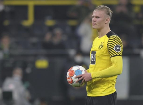 门德斯：不知道为啥有这么多关于亚马尔的噪音，我们都年轻过（门德斯：不解外界为何对亚马尔喧嚣不止，我们都曾年少）