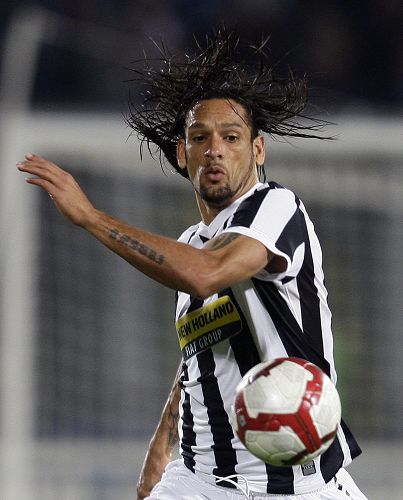 球迷：我们都在见证他的成长（球迷：他的成长，我们一起见证）