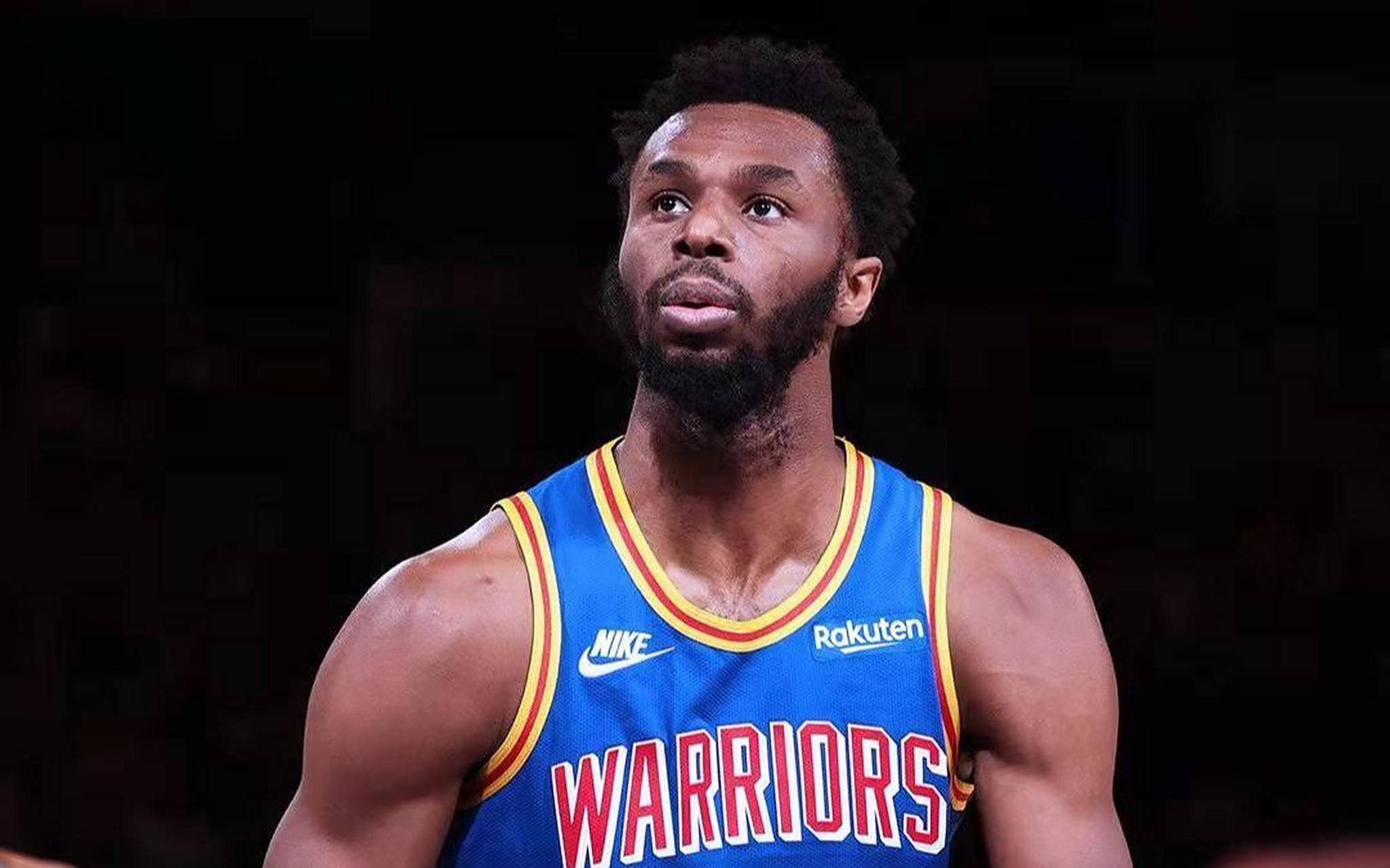 华莱士本场送出4抢断，赛季56次升至联盟最多（华莱士此役贡献4次抢断，赛季累计56次升至联盟第一）