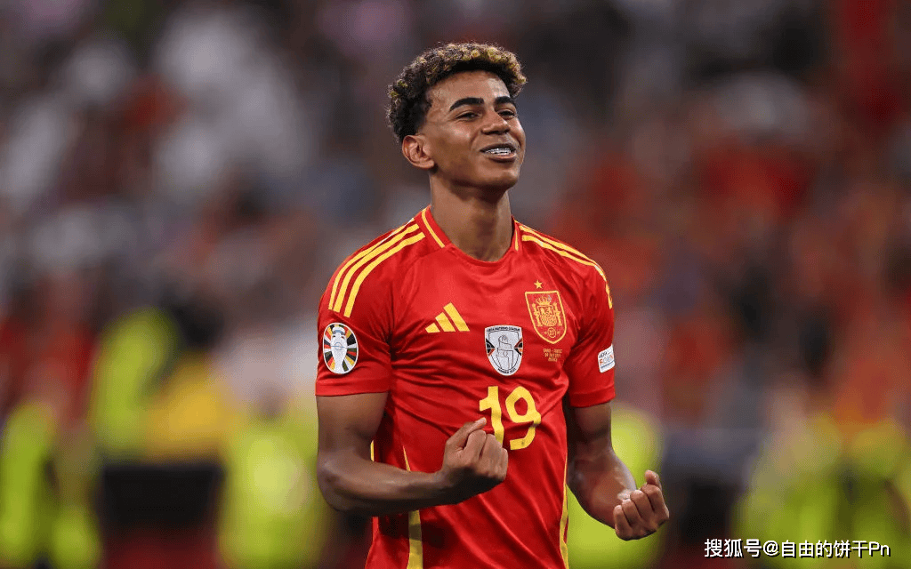 英超战报：田中碧建功、勒温锁胜局，利兹联3-1切尔西（利兹联3-1击退切尔西：田中碧先拔头筹，勒温杀死比赛）