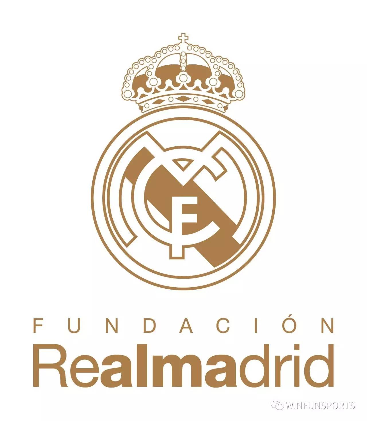 西亚卡姆和杰克逊半场均得分上双，二人合砍27分（西亚卡姆与杰克逊半场双双得分上双，共取27分）